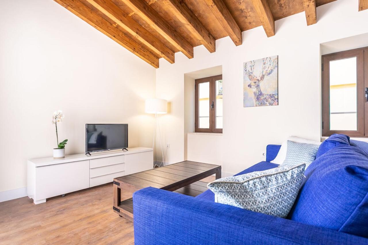 Stunning Apartment In Central Sevilla Bagian luar foto