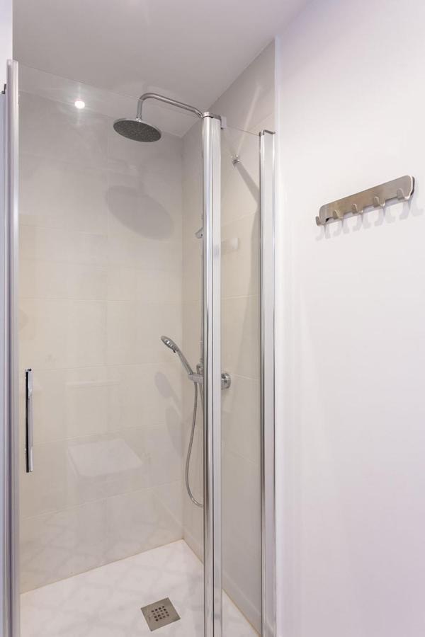 Stunning Apartment In Central Sevilla Bagian luar foto