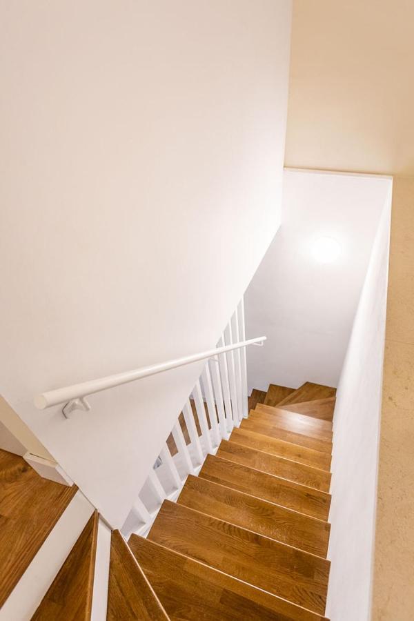 Stunning Apartment In Central Sevilla Bagian luar foto
