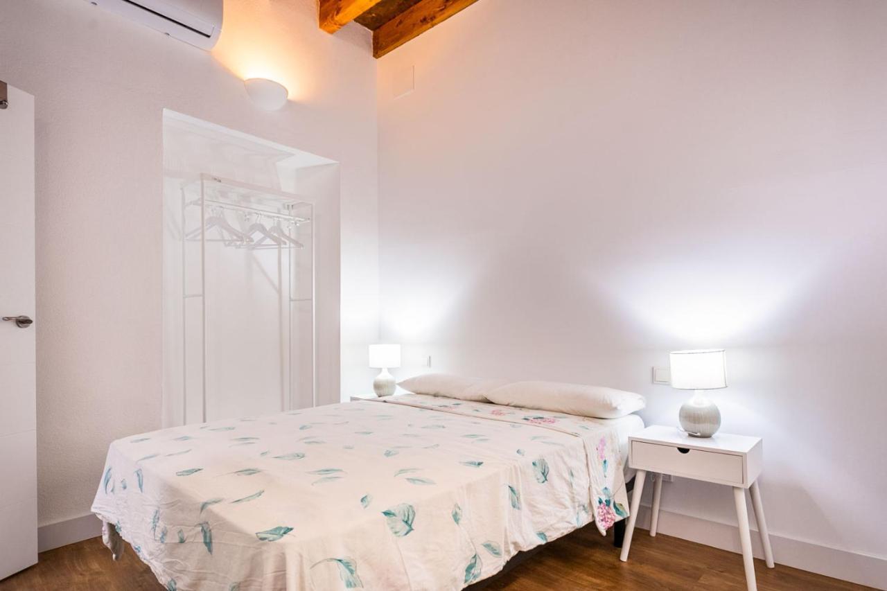 Stunning Apartment In Central Sevilla Bagian luar foto